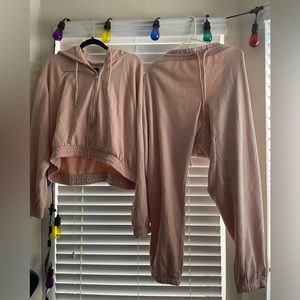 Brand new h&m cropped cinched hoodie and baggy sweatpants